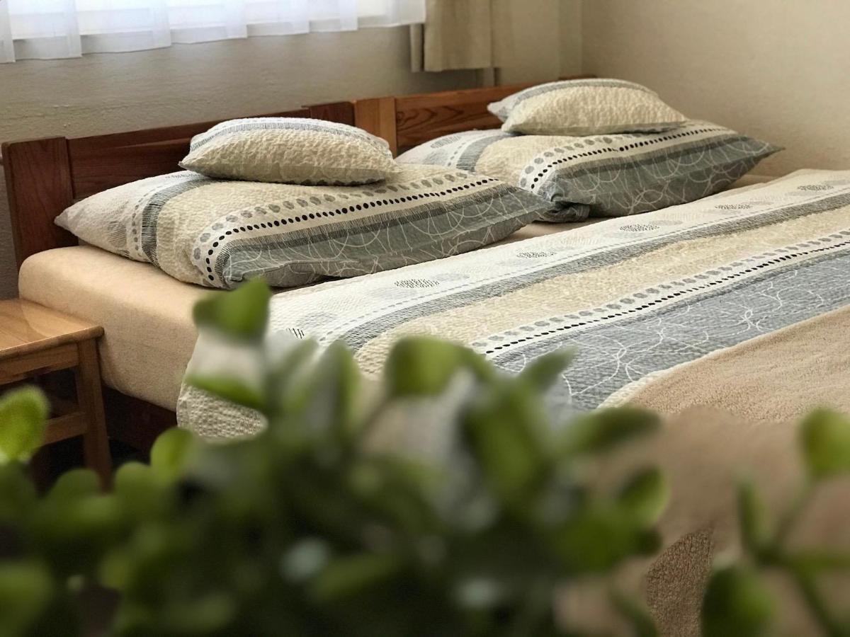 Pension Crhan Микулов Экстерьер фото